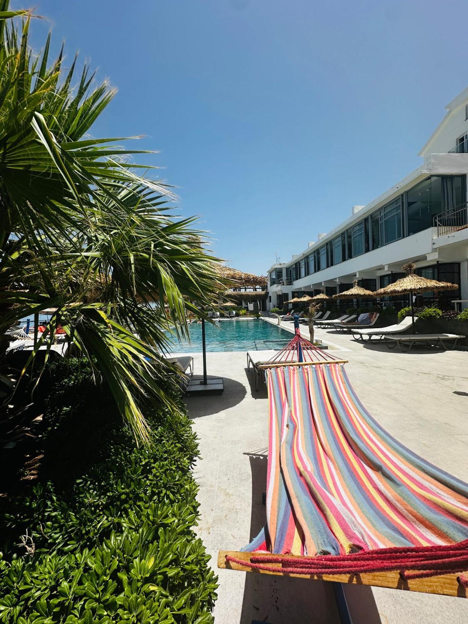 Manolya Hotel Lapithos  Exterior photo